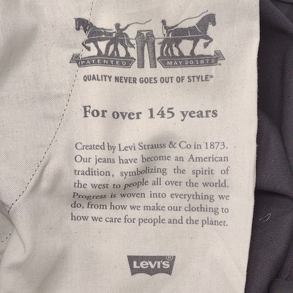 Levi's Men's Flat Front Carrier Cargo Shorts - Picture 10 of 12